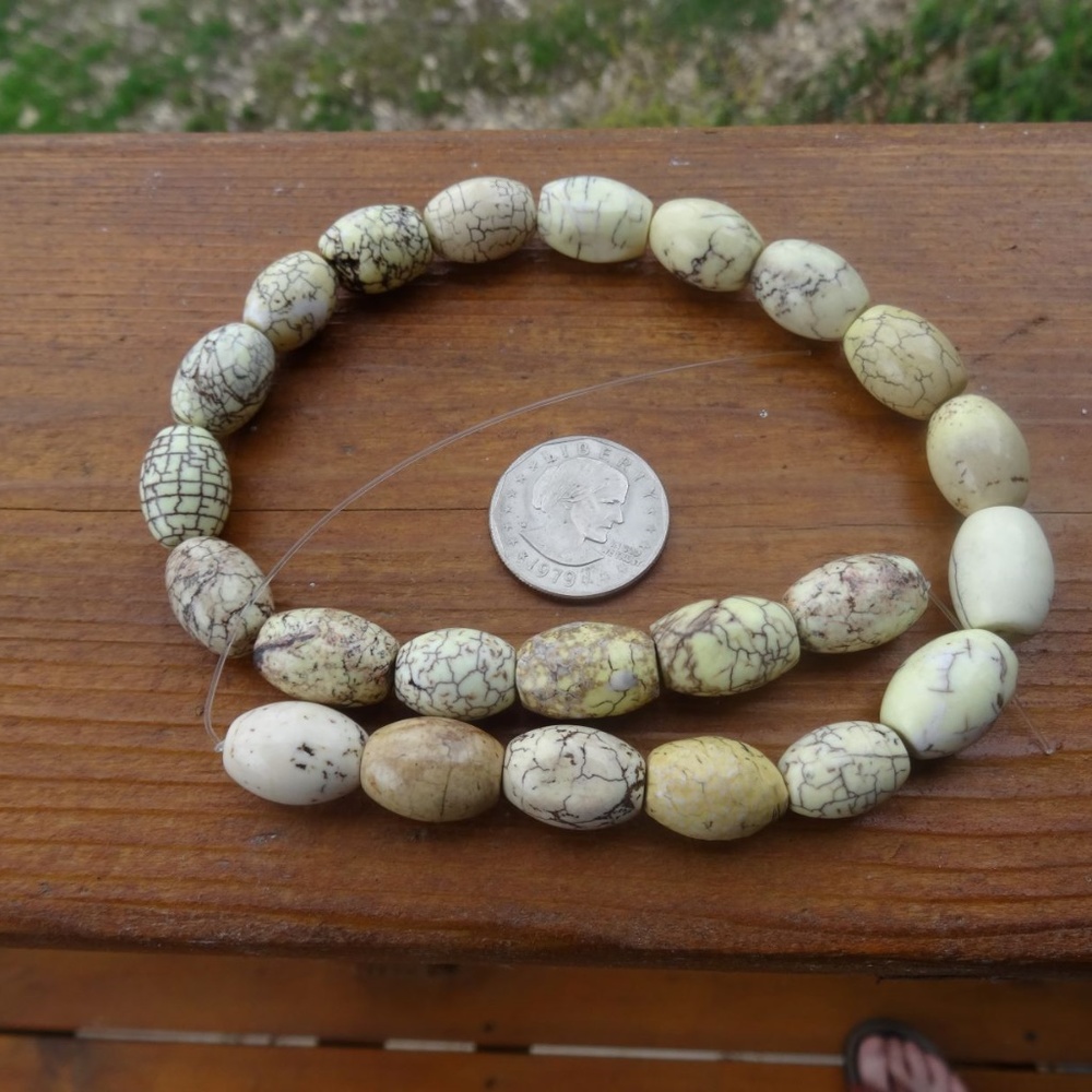 23 Cream Brown Jasper Beads 101.3 Grams 16" Long